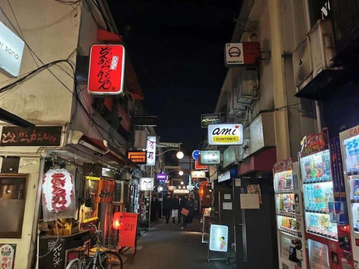 טוקיו 北新宿 Central Shinjuku Walk To Kabuki-Chou, Golden Gai מראה חיצוני תמונה